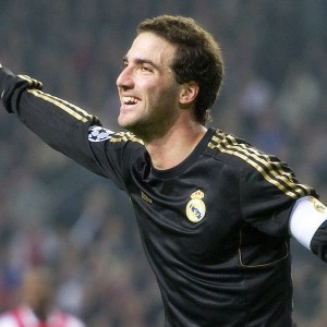 开云体育-巴特勒里程碑之夜！关键节点创纪录+TL领军锁定胜局，巴特勒里程碑之夜关键创纪录+领军锁定胜局