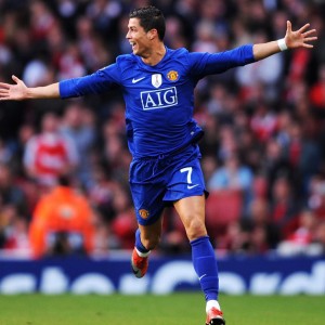 开云入口-塞纳河畔的叹息，单刀梦碎巴黎，C罗神扑铸就铁血防线，C罗神扑碎单刀，塞纳河畔叹巴黎